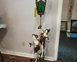 L & F Moreau floor lamp 