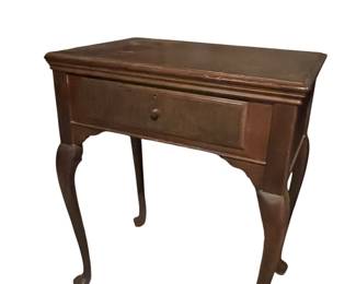 Sewing machine table