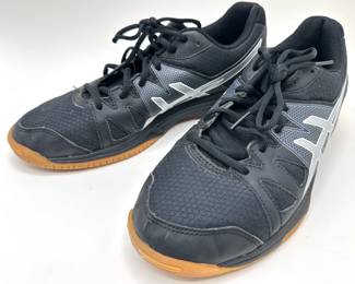  Asics Women's Gel-upcourt Sneakers Appear Unused, Size 8.5 Lot #: 68