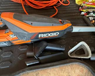 RIDGID R86090 18V Cordless Handheld Vacuum