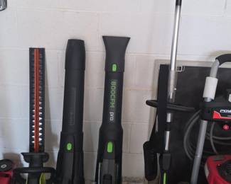 Greenworks Pro CFM Leaf Blower