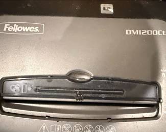 Fellowes DM1200ct Shredder