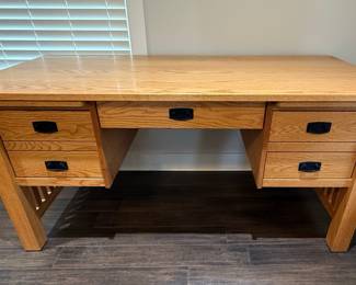 Troyer Ridge Oak Mission Style Desk