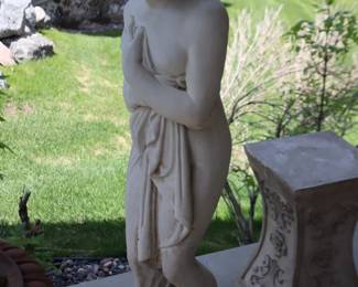 Neoclassical Nude Venus Statue 46" H $205 or Best Offer