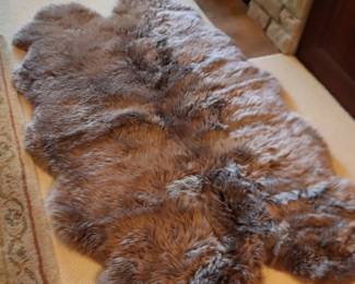 Sheepskin Rug 45 W x 67 L $100 or Best Offer
