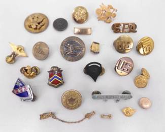 Lot of Vintage Military Pins, Buttons, etc.