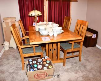 0076Family Room
