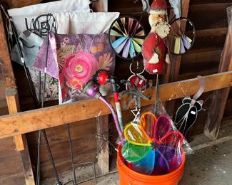 Outdoor Decor 
