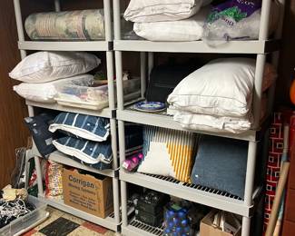 Storage Shelves, Linens 