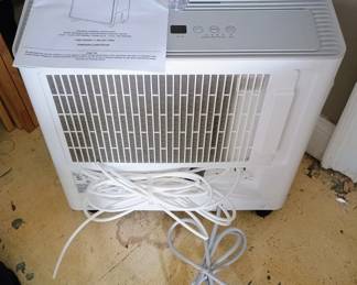 Dehumidifier 