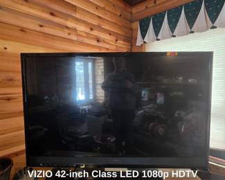 VIZIO inch Class LED p HDTV