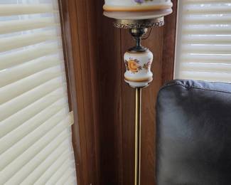 Vintage Gone With The Wind Style Floral Hurricane Lamp