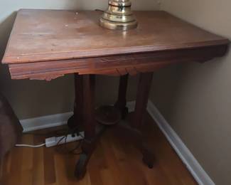 Victorian Eastlake Walnut Parlor Table