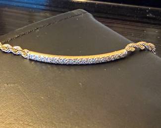 14k gold and 1/2 carat diamonds tennis bracelet