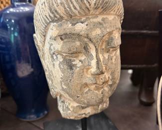 Guanyin statue