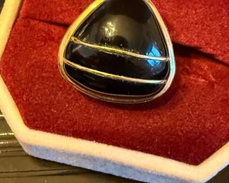 Onyx and 14k ring