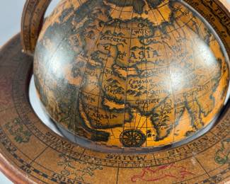 Desk globe