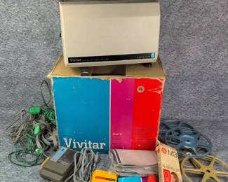 MD017 Vivitar Dual 8 Movie Projector with Accessories