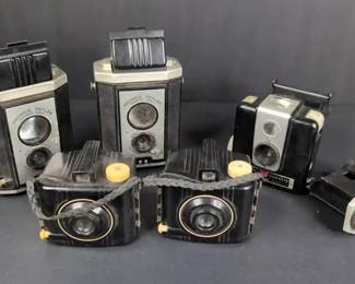 MD008 Brownie Twin Lens Reflex and Baby Brownie Cameras