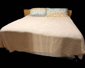 King size bed