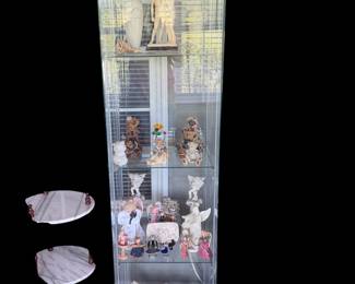 Lighted glass display cabinet