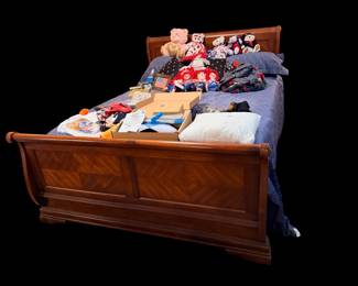 Queen sleigh bed