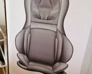 Shiatsu neck and body massager
