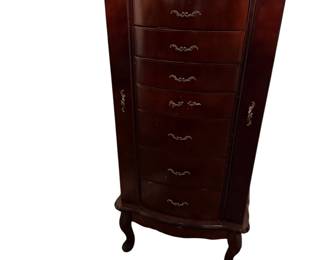Jewelry chest