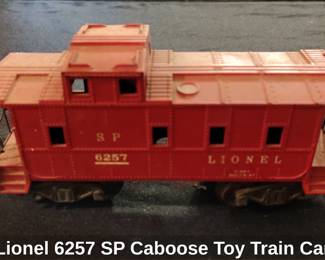 Lionel SP Caboose Toy Train Car second image