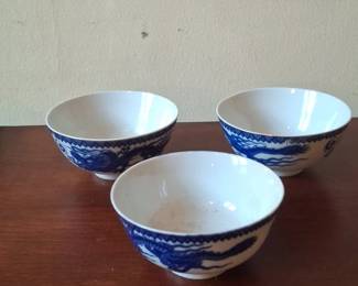 Chinese Blue and White Dragon Porcelain Bowls Set of 