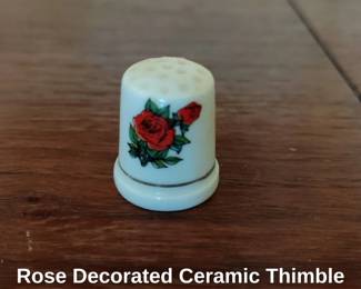 Rose Decorated Ceramic Thimble