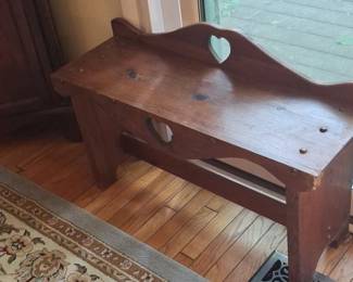 Primitive Heart Cutout Wooden Bench