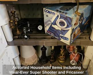 Assorted Household Items including WearEver Super Shooter and Fricaseer Stove Top Grill fourth image