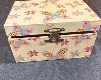Vintage Butterfly Musical Jewelry Box with Mirror