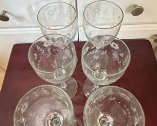 Princess House Heritage Etched Floral Wine Glasses second image