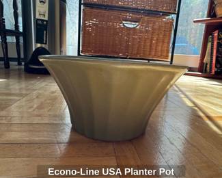 EconoLine USA Planter Pot