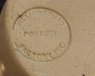 Williamsburg Pottery Inc. Blue Leaf Motif Vase third image