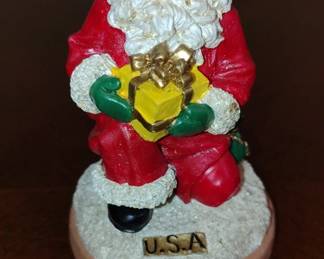 Vintage USA Santa Claus Figurine