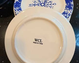 WCL Snowflake Dinner Plates second image