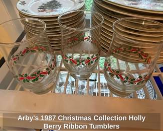 Arbys Christmas Collection Holly Berry Ribbon Tumblers
