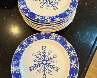 WCL Snowflake Dinner Plates
