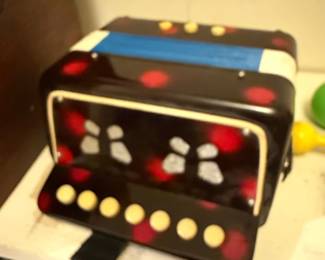 DSI Electronic Keyboard Toy B fourth image