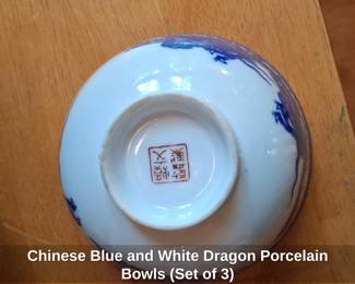 Chinese Blue and White Dragon Porcelain Bowls Set of  third image