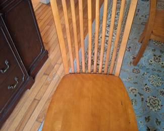 Maple Slatted Back Dining Table and Chairs Set third image
