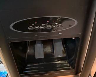 Maytag SidebySide Refrigerator with Ice and Water Dispenser third image