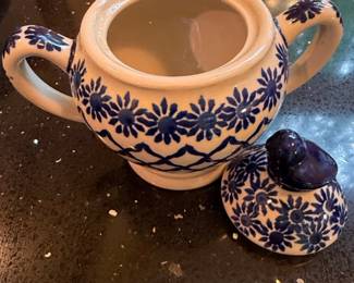 Boleslawiec Sugar Bowl with Lid and Bird Finial second image