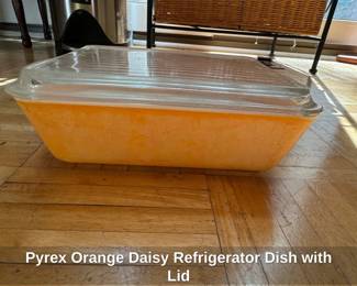Pyrex Orange Daisy Refrigerator Dish with Lid