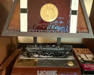 Lionel Hudson E Animated Train Lamp with Stained Glass Shade