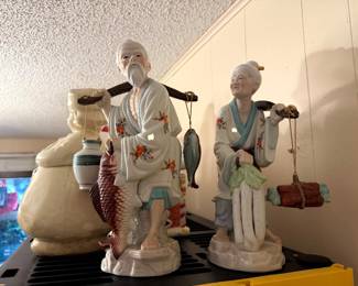 Vintage Chinese ceramic fisherman/woman