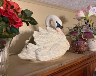 Vintage Ceramic swan planter 